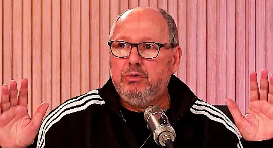 ANDRÉS DUCATENZEILER –”Lucho como puedo contra las sociedades anónimas que van en perjuicio del protagonista del hincha “ | Agencia Comunas